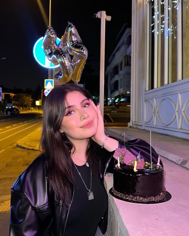 YouTube Arabia Farah Al-Tai creator feature